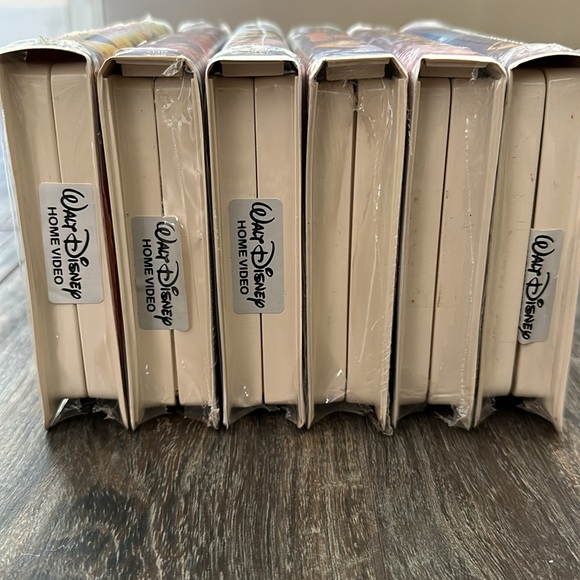 Disney VHS collection of 6 - Picture 2 of 10